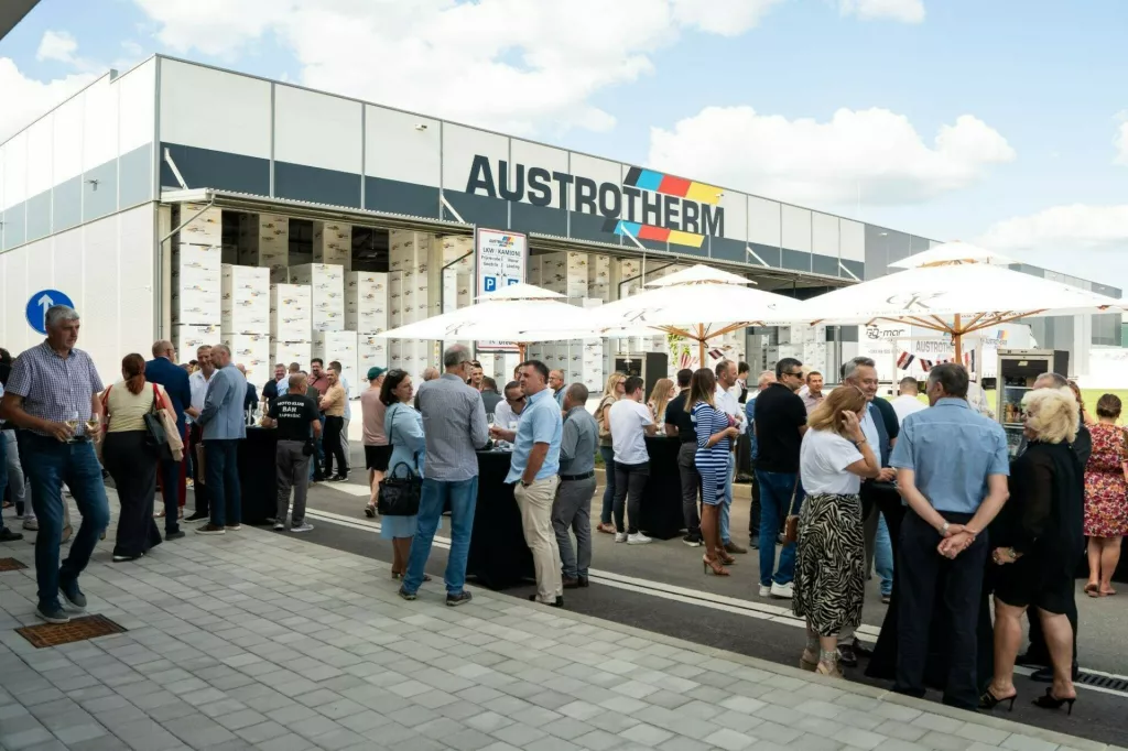 SLUŽBENA PROSLAVA OTVORENJA TVORNICE