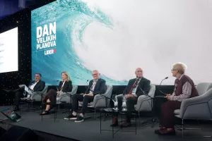 Dan velikih planova 2025. Panel 2: Upravljanje rizicima i otpornost. Boris Žgomba, Katija Klepo, Mirko Habijanec, Branko Roglić i Manuela Tašler