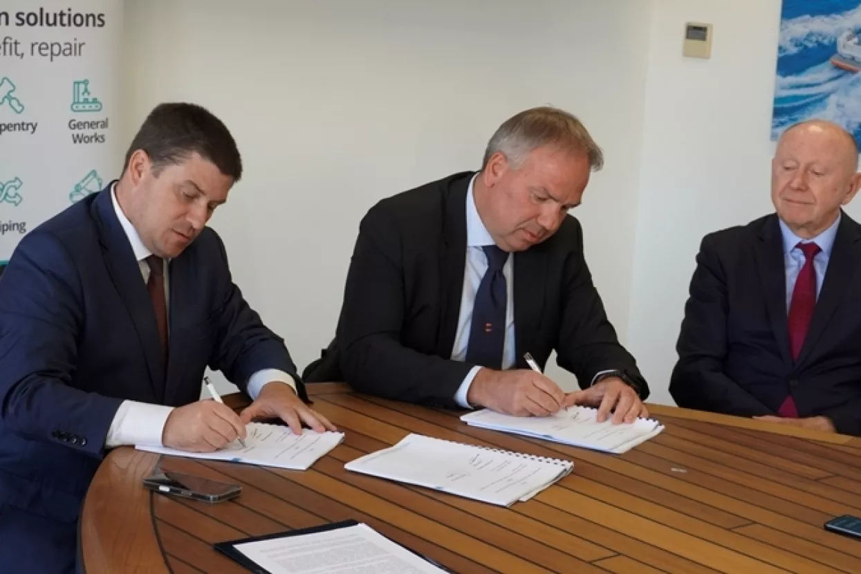 Oleg Butković, Roko Vuletić i Du&scaron;an &Scaron;e&scaron;ok