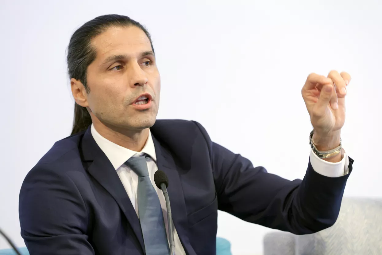 48 SATI 2024. Okrugli stol "Pretpostavke efikasnog modela priu&scaron;tivog stanovanja i upravljanja nekretninama" Boro Vujović