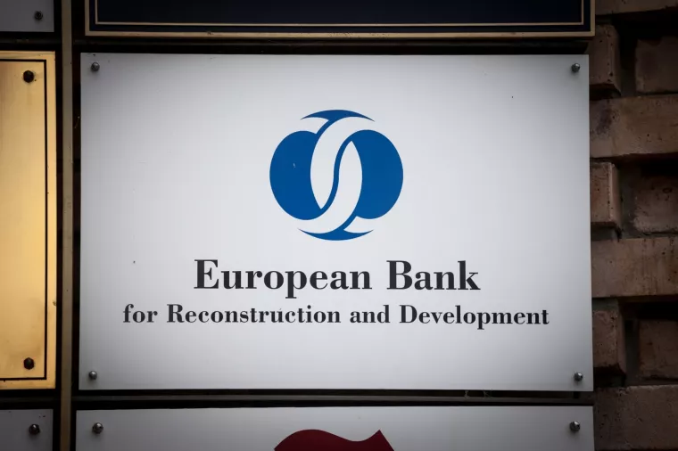 ebrd logo banka