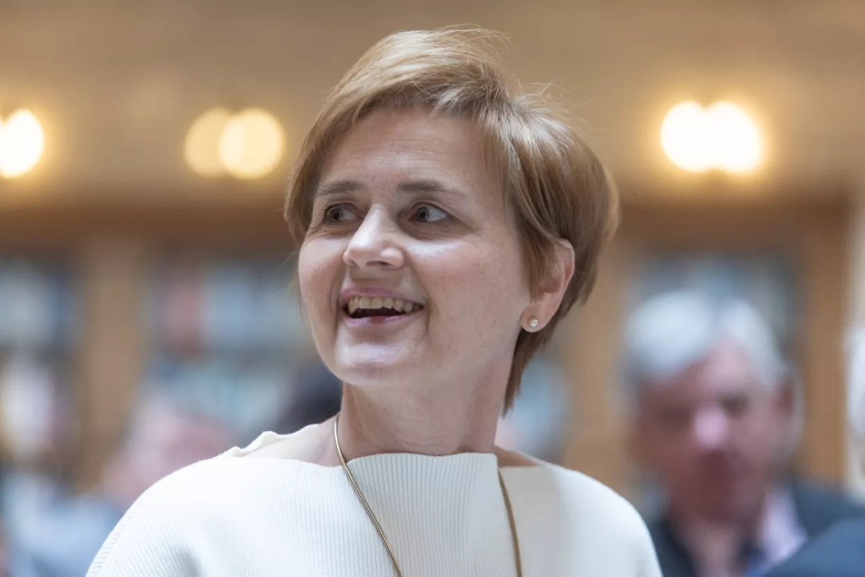 Predavanje Ante Čičin- &Scaron;ain u organizaciji Hrvatske narodne banke (HNB). Sandra &Scaron;valjek.