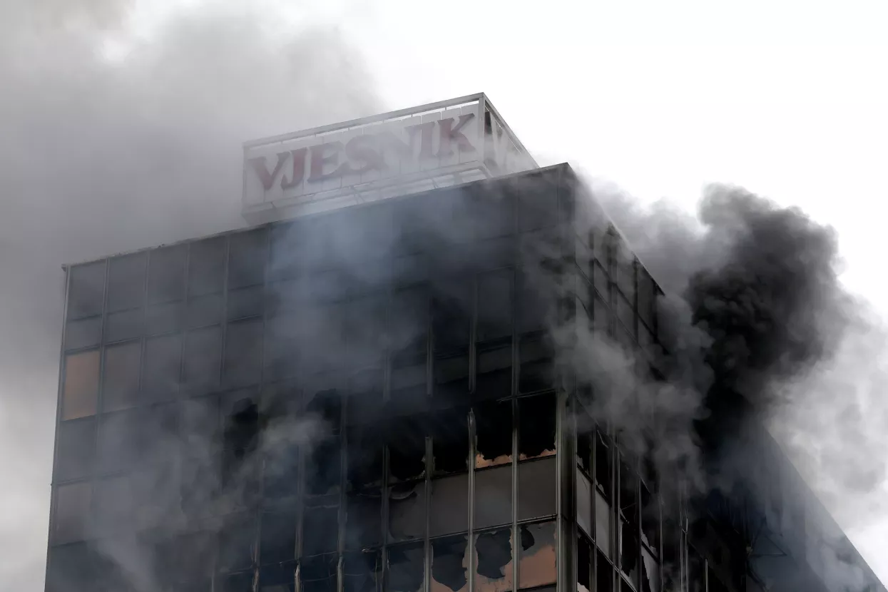 Požar u Vjesnikovom neboderu