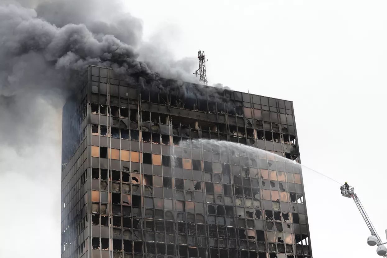 Požar u Vjesnikovom neboderu