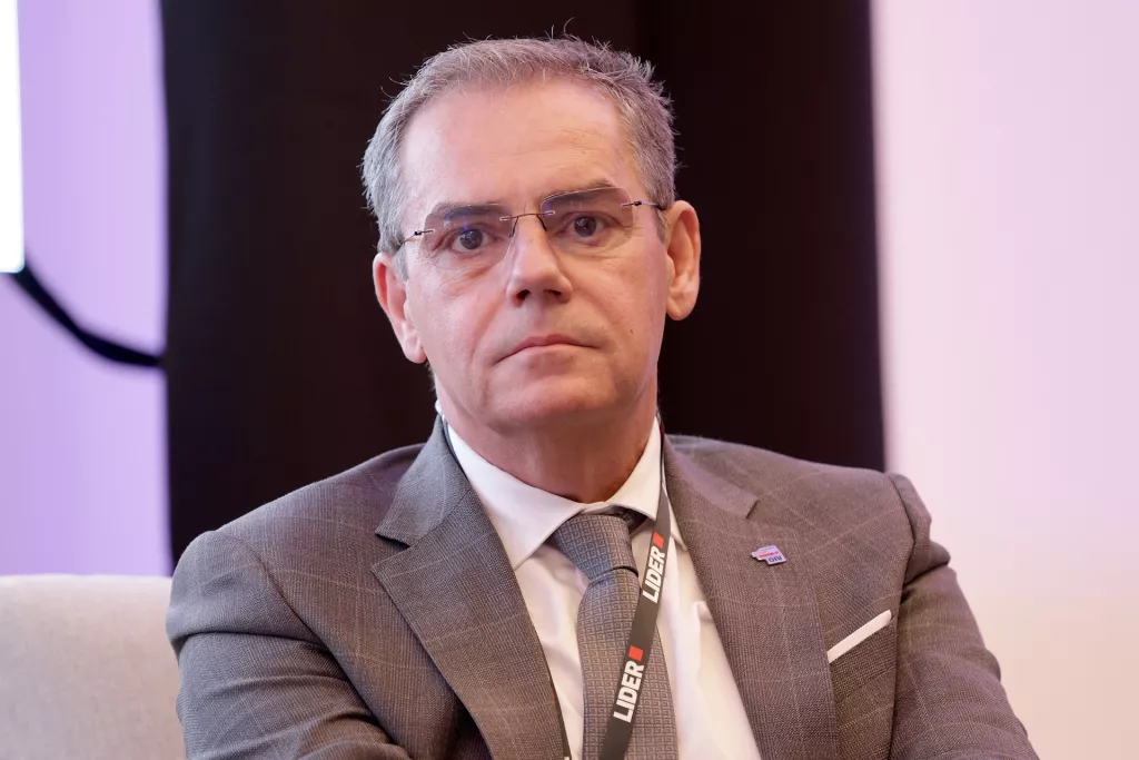 48 sati 2025. Okrugli stol Digitalni servisi pametnih gradova: Mate Botica