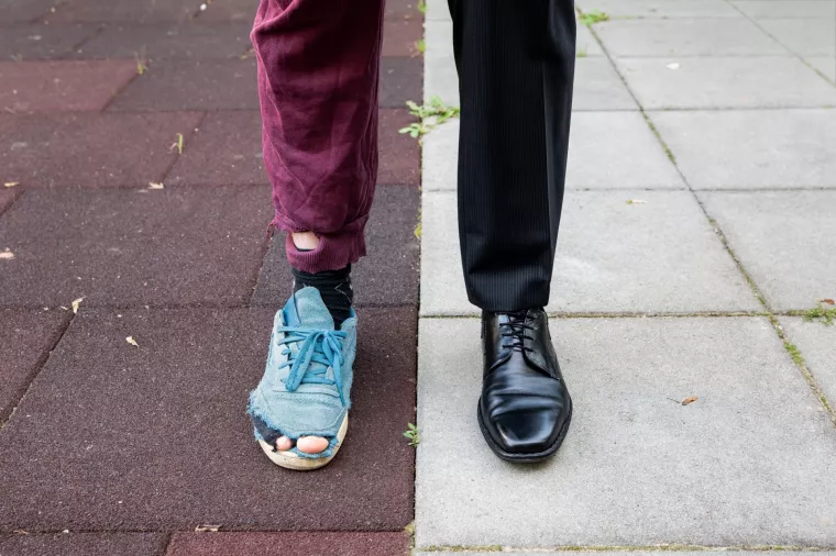 bogati vs siroma&scaron;ni