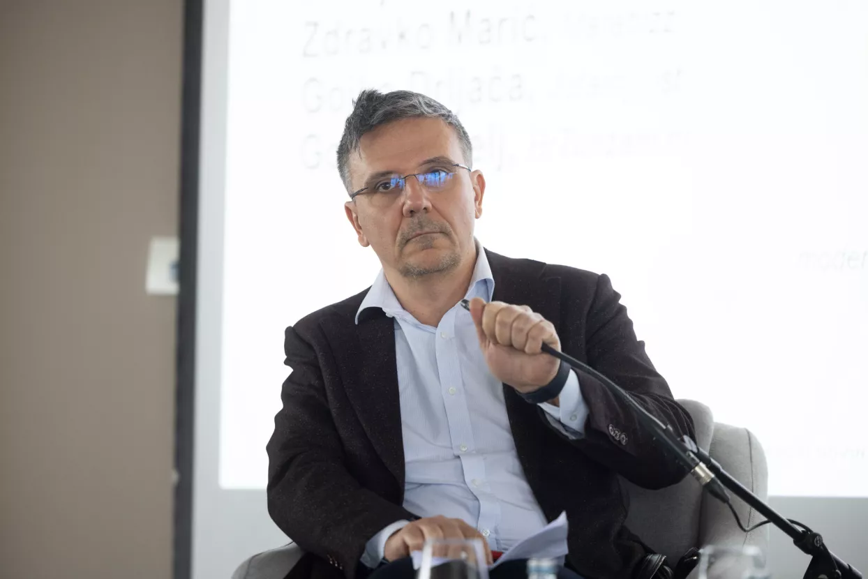 Nagrada "Hrvoje Mateljić"Okrugli stol: "Turizam- spasitelj ili ucjenjivač hrvatskog BDP-a?"Hrvoje Stojić