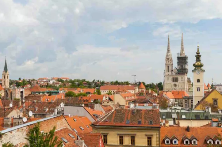 Zagreb, u kojem je 2023. u otpadnim vodama otkriven 85,68 miligram THC-COOH-a na 1000 stanovnika, prema Europskom izvje&scaron;taju o drogi 2024. koji je objavila EUDA (European Union Drugs Agency), jedan je od 15 gradova Europske unije te Norve&scaron;ke i Turske od njih ukupno 51 promatranih koji su lani zabilježili manju upotrebu kanabisa nego godinu prije