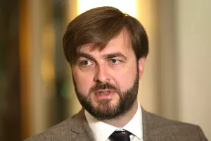 Primorac odlazi s porezom na nekretnine, Ćorić dolazi s utegom afere