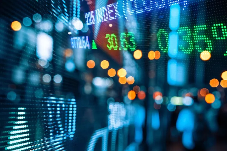 Četiri najtraženija indeksa koja prate mogućnost ulaganja povezanih s vodom su Dow Jones U.S. Water Index (DJUSWU), ISE Clean Edge Water Index (HHO), S&P 1500 Water Utilities Index ($XYBH) i Invesco S&P Global Water Index (CGW).