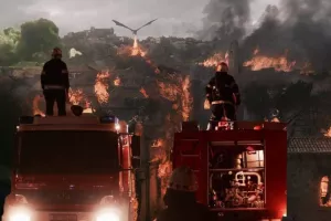 Igra prijestolja - zagrebački vatrogasci brasne Kraljev Grudobran