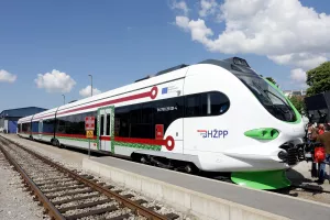 Pu&scaron;tanje u promet prvog elektrobaterijskog vlaka