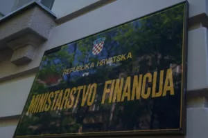 Građani za 'trezorac' dali 1,25 milijardi eura, na potezu su banke