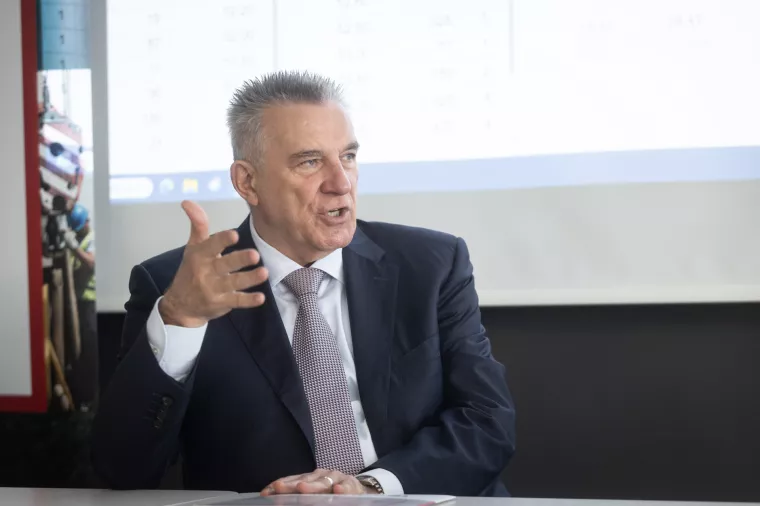 Na Zagrebačkoj burzi pu&scaron;tene u trgovanje dionice ING- Grada.Branisalav Brizar.