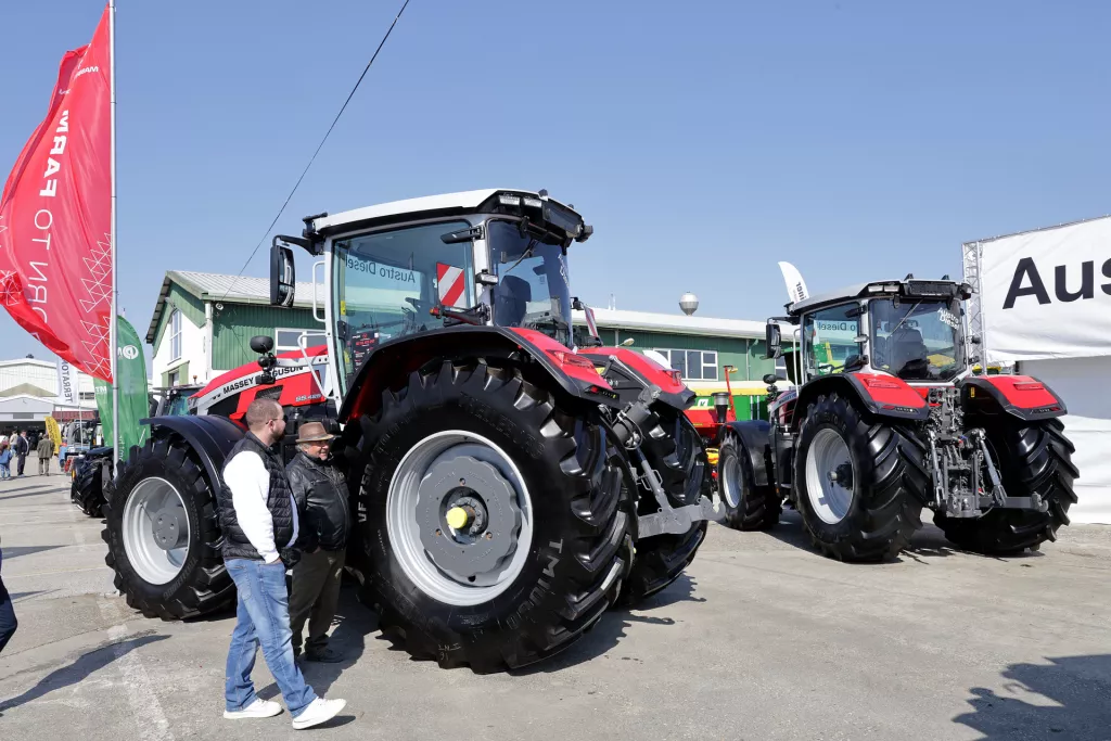 Bjelovarski Sajam Gudovac. Traktor snage 425 konja i cijene 250 tisuća eura