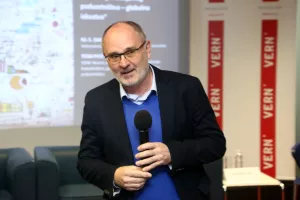 VAŽNOST DRU&Scaron;TVENO ODGOVORNOG POSLOVANJA I SOCIJALNOG PODUZETNI&Scaron;TVA - VERN, Zlatko Cvrtila