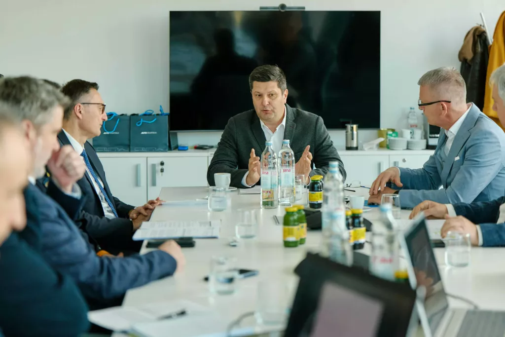 Auto Hrvatska - okrugli stol