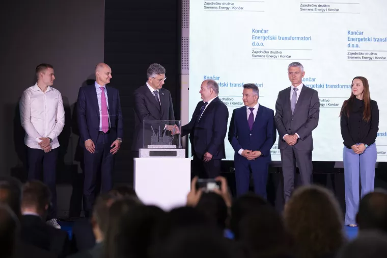 KET kamen temeljac za pro&scaron;irenje tvornice
