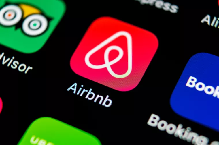 kratkoročni najam, najam apartmana, apartmani, airbnb, tripadvisor, booking, platforme za iznajmljivanje smje&scaron;taja