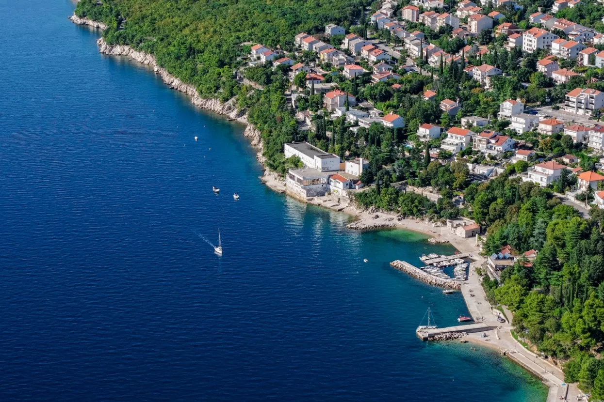 apartmani, obala, gradnja, ilegalna gradnja