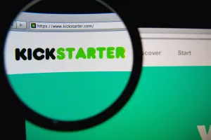 kickstarter platforma
