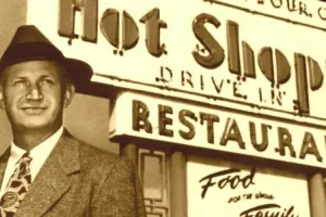 Ovako je počelo: J. W. Marriott osnovao je kiosk, pa lanac restorana Hot Shoppes, iz kojeg je nastao hotelski div Marriott
