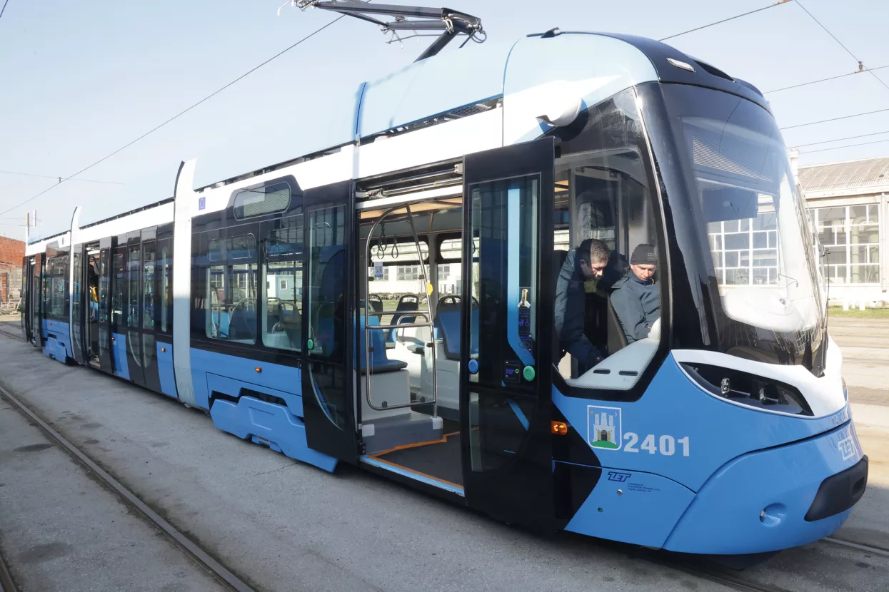 Predstavljanje novog niskopodnog tramvaja u ZET-u